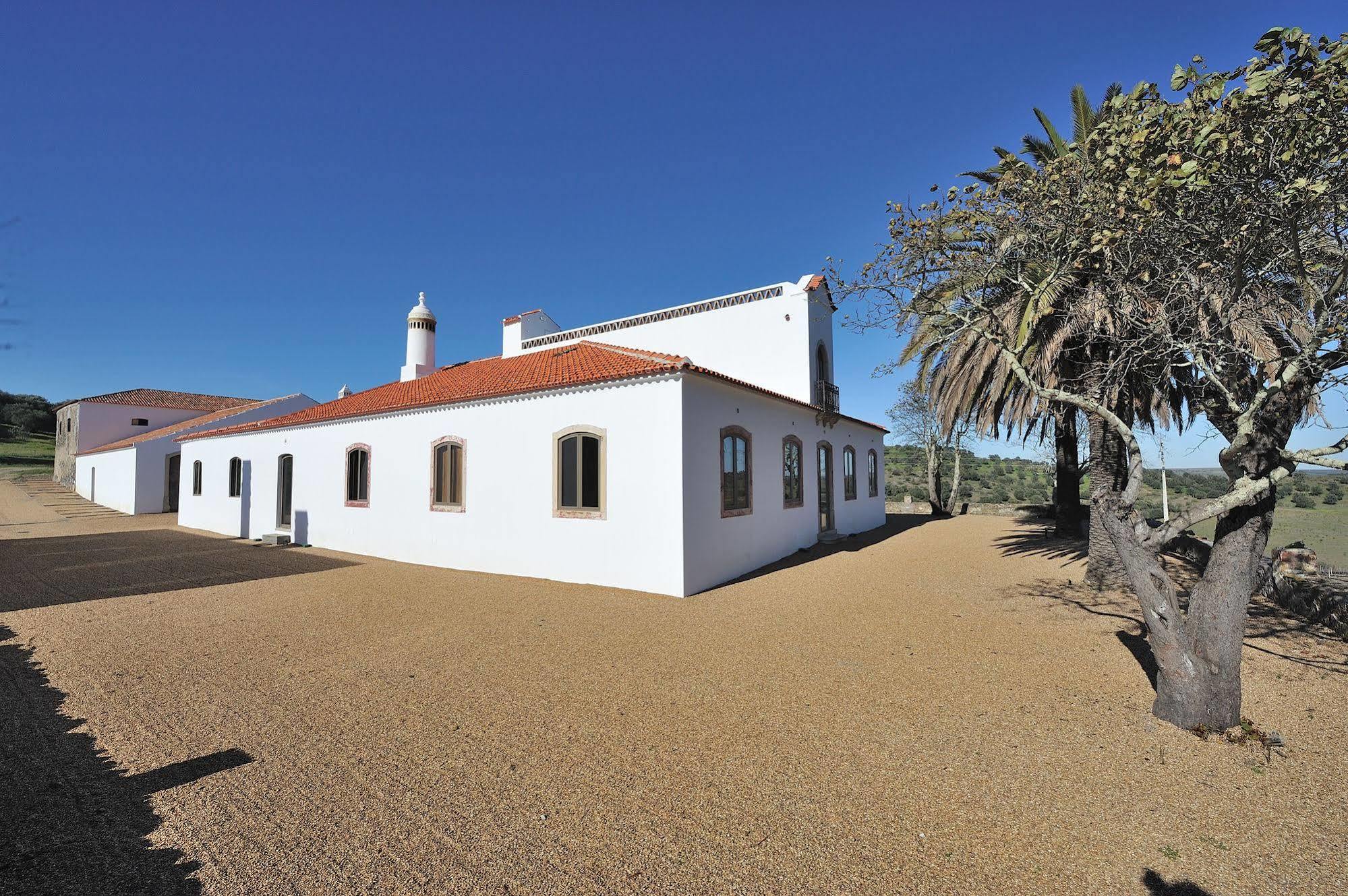 Herdade Do Vau Serpa Exterior photo